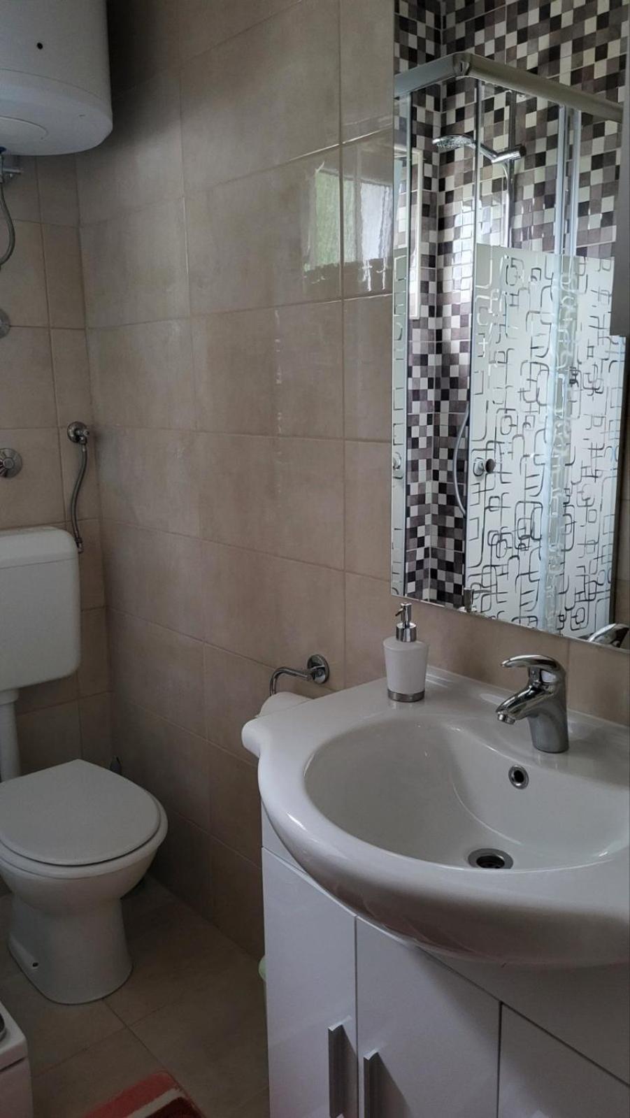 Apartman Padova Banjol Bagian luar foto