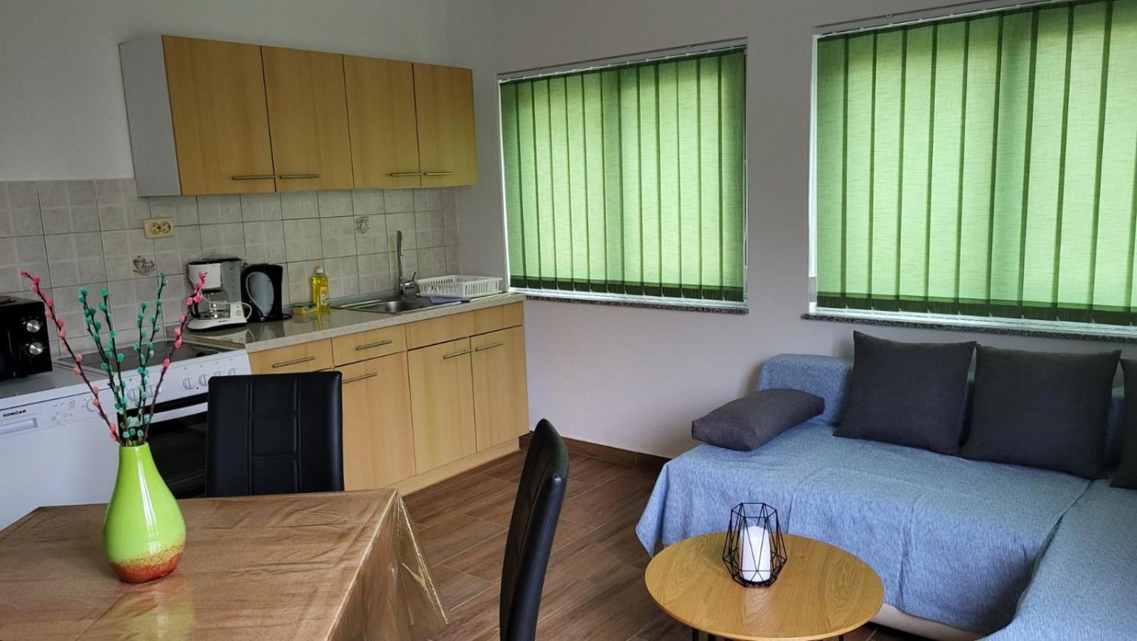 Apartman Padova Banjol Bagian luar foto